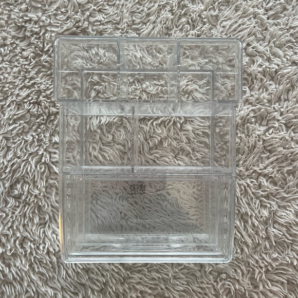 Makeup Skincare Organizer - Picture 5 of 9